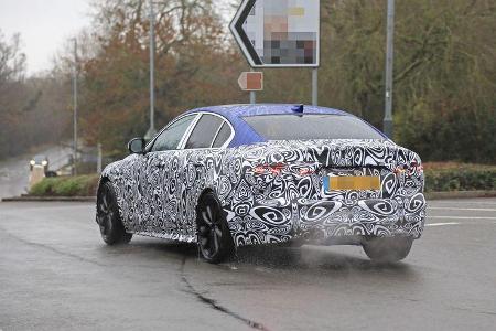Erlkönig Jaguar XE