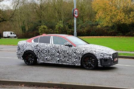 Erlkönig Jaguar XE