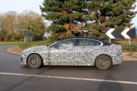 Erlkönig Jaguar XE