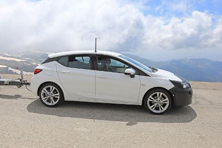 Erlkönig Opel Astra