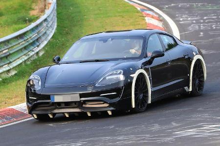 Porsche Mission E Erlkönig
