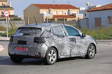 Erlkönig Renault Clio