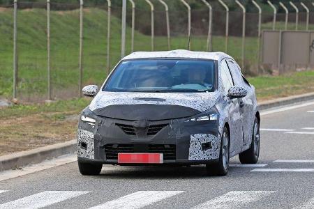 Erlkönig Renault Clio