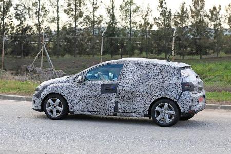 Erlkönig Renault Clio
