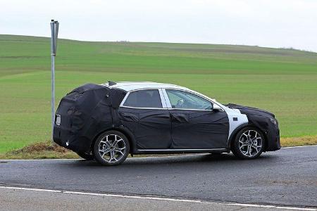 Erlkönig Kia Ceed SUV