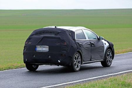 Erlkönig Kia Ceed SUV