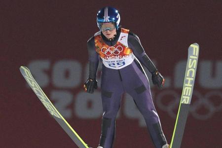 Skispringerin Vogt muss auf Titisee-Auftakt verzichten Skispringerin Vogt muss auf Titisee-Auftakt verzichten