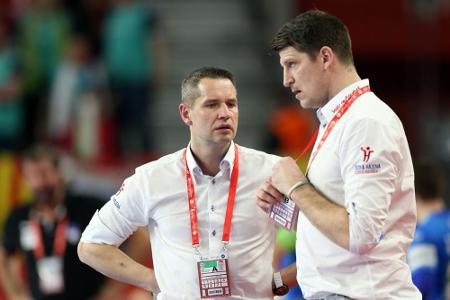 Kurz vor der Handball-WM: Tschechiens Trainergespann positiv auf Corona getestet Kurz vor der Handball-WM: Tschechiens Trainergespann positiv auf Corona getestet