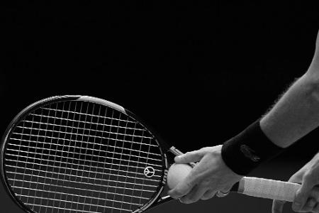 Becker zur Nummer eins gemacht: Trainer Bob Brett stirbt an Krebs