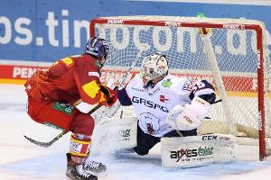 DEL: Eisbären verpassen Sprung an die Spitze