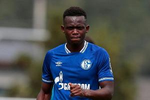 "Luftveränderung für beide Seiten das Beste": Schalke verleiht Matondo an Stoke