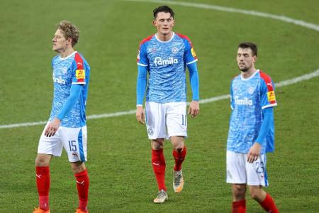 Kiel lässt Punkte in St. Pauli liegen Kiel lässt Punkte in St. Pauli liegen