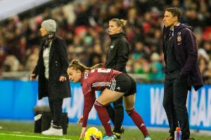 Neville tritt als englischer Frauen-Nationaltrainer zurück