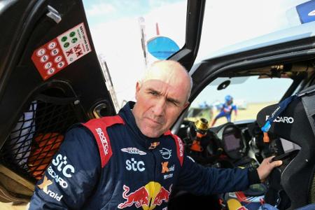 Peterhansel lässt Dakar-Zukunft offen - Start in Fahrzeug mit Alternativantrieb als Option Peterhansel lässt Dakar-Zukunft offen - Start in Fahrzeug mit Alternativantrieb als Option