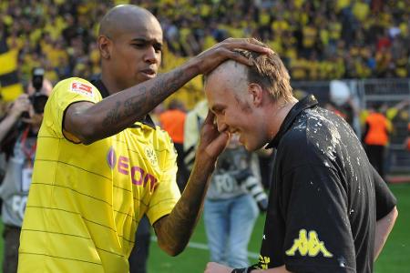 Im Oktober 2010 entschied Großkreutz, sich die Haare so lange wachsen zu lassen, bis der BVB Meister ist. Ein gutes halbes J...