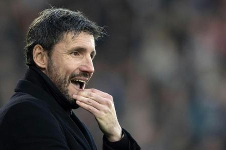 Van Bommel brächte eine große Portion Siegermentalität mit nach Berlin, die er sich in seiner Zeit als Spieler des FC Bayern...