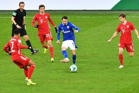 Am 18. Spieltag gastierte der FC Bayern München beim FC Schalke 04. Nach dem 8:0 im Hinspiel gab es für die Knappen beim 0:4... Am 18. Spieltag gastierte der FC Bayern München beim FC Schalke 04. Nach dem 8:0 im Hinspiel gab es für die Knappen beim 0:4...
