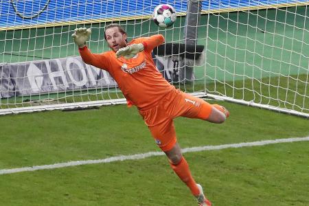 War erneut einer der besten Schalker und bewahrte sein Team vor einer noch höheren Pleite. Zeigte neun teils herausragende P...