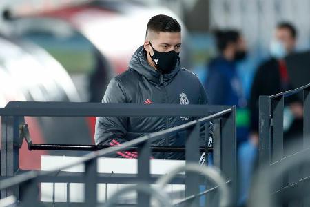Nach eineinhalb glücklosen Jahren bei Real Madrid kehrt Luka Jovic zu Eintracht Frankfurt zurück. Der verlorene Sohn der SGE... Nach eineinhalb glücklosen Jahren bei Real Madrid kehrt Luka Jovic zu Eintracht Frankfurt zurück. Der verlorene Sohn der SGE...