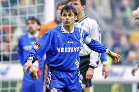 1983 geht der Stern von Olaf Thon beim FC Schalke 04 auf. Nur ein Jahr später lockt ihn der FC Bayern nach München. Sechs Ja...