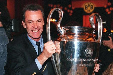 Den größten Eindruck hinterließ Hitzfeld allerdings 1997 mit dem Gewinn der Champions League. Dieses Mal gelang der Coup geg...
