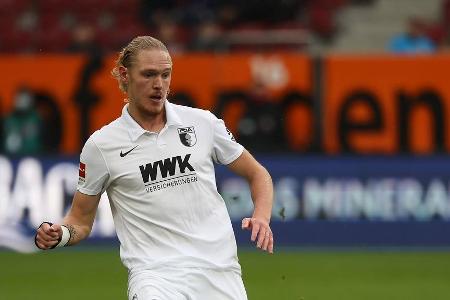 Brachte spürbar frischen Wind in die Offensive der Hausherren. Bewegte sich clever und kam so noch zu einer richtig guten Mö...