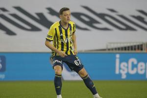 Özil und Fenerbahce verlieren Tabellenspitze durch Derby-Pleite