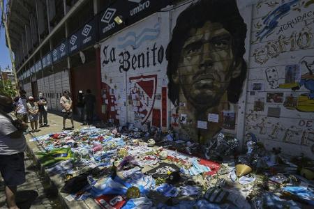 Maradonas Tod: Staatsanwaltschaft befragt drei weitere Personen