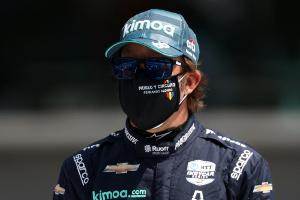 Training mit dem Rad: Formel-1-Star Alonso von Auto angefahren