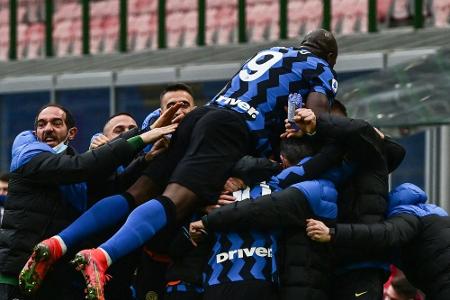 Derby della Madonnina: Inter schlägt AC deutlich - Lukaku stark