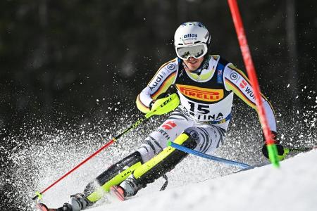 WM-Slalom: Pertl führt, Straßer chancenlos