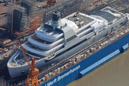 Gebaut wird Solaris in der Lloyd Werft in Bremerhaven. Besucher konnten lange einen Blick auf das neue Aushängeschild der Ab...