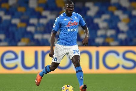 Kalidou Koulibaly zählt zu den besten Innenverteidigern der Welt und stellt das regelmäßig bei Napoli unter Beweis. Der bull...