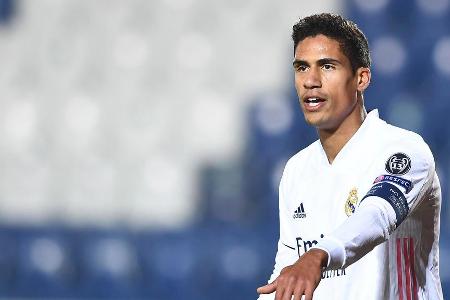 Allerdings büßte Varane seinen Weltklasse-Status zuletzt ein. Seit Reals bitterem Champions-League-Aus im Achtelfinale der v...