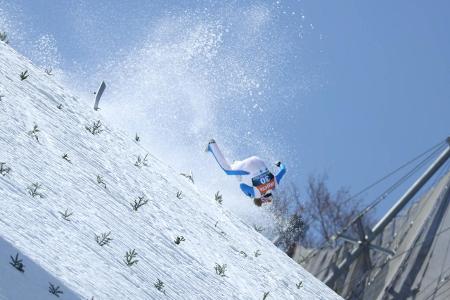 Skispringen: Horrorsturz von Daniel Andre Tande aus Norwegen