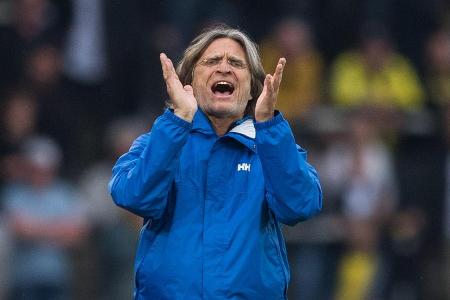 War für viele Schalke-Fans der Wunschtrainer. Arbeitet seit 1996 im Nachwuchsbereich der Knappen und ist dafür verantwortlic...