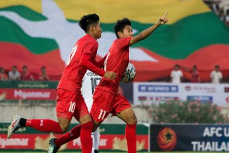 Myanmar- Fußballer wegen politischer Geste gesperrt