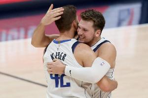NBA: Klebers Mavericks gewinnen in Denver