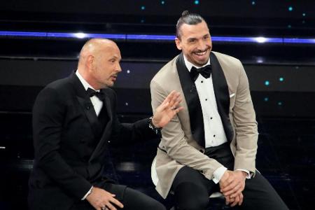 Anfahrt mit Hindernissen: Ibrahimovic begeistert als Showman in Sanremo Anfahrt mit Hindernissen: Ibrahimovic begeistert als Showman in Sanremo