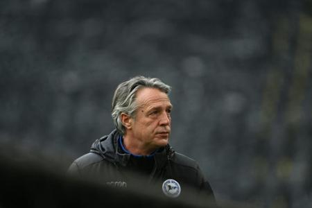 Medien: Arminia Bielefeld trennt sich von Trainer Neuhaus Medien: Arminia Bielefeld trennt sich von Trainer Neuhaus