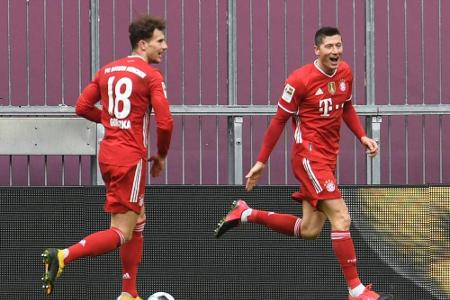 Top-Torschützen nach 26 Spieltagen: Dreierpacker Lewandowski fehlen nur noch fünf Tore zum Gerd-Müller-Rekord Top-Torschützen nach 26 Spieltagen: Dreierpacker Lewandowski fehlen nur noch fünf Tore zum Gerd-Müller-Rekord