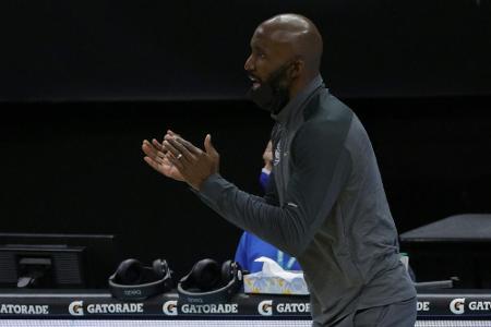 NBA: Atlanta Hawks entlassen Trainer Pierce
