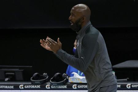NBA: Atlanta Hawks entlassen Trainer Pierce NBA: Atlanta Hawks entlassen Trainer Pierce