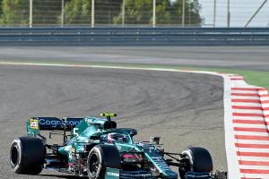 Honey Ryder: Vettels Aston Martin trägt Namen eines Bond-Girls