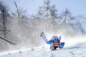 Skifliegen: Norweger Tande in Planica schwer gestürzt