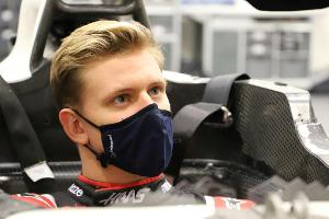 Formel-1-Tests in Bahrain: Schumacher eröffnet für Haas