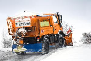 Streufahrzeug Winter
