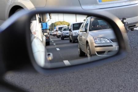 Auto Seitenspiegel Abstand