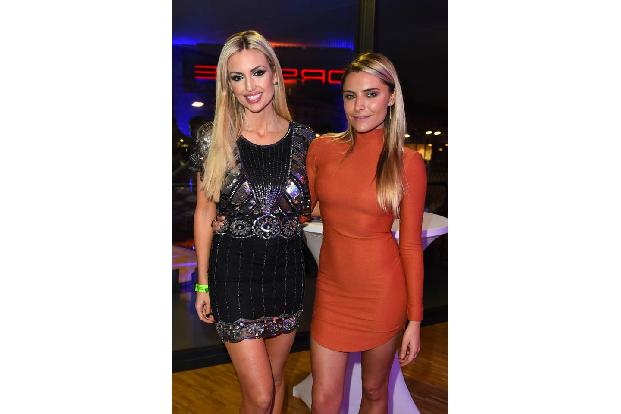 ...sexy Rosanna Davison und Sophia Thomalla nochmal zu zweit ablichten ließen. Tja, bei der Premiere von 