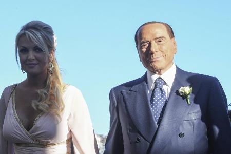 Silvio Berlusconi Francesca Pascala imago images Independent Photo Agency.jpg